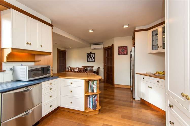 18 Allister Avenue Merivale_11