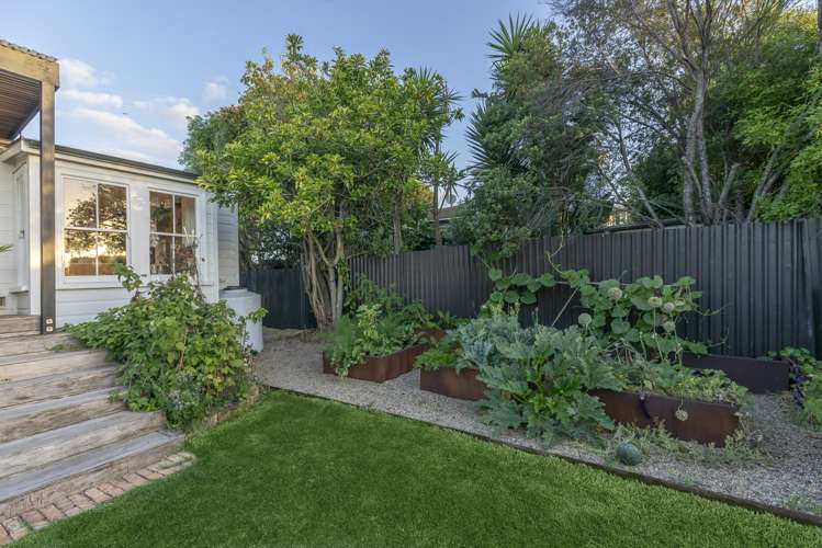 2 Kingsland Avenue Kingsland_22