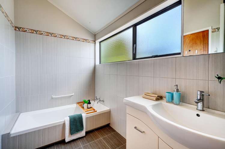 14B Chip Grove Sunnyhills_26