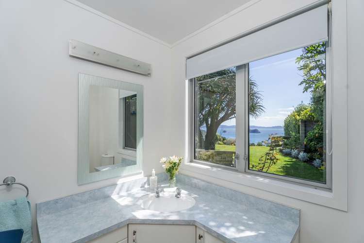 47 Sarahs Hill Hahei_31