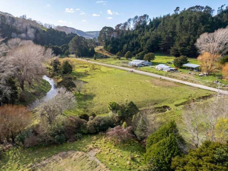 427 Tinui Valley Road Tinui_9