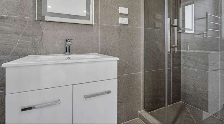 34 Whare Kauri Road Papakura_8