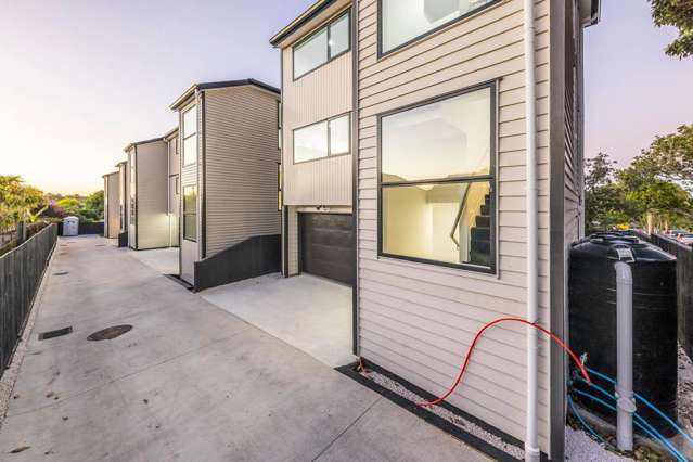 31C Waddell Avenue Pt England_2