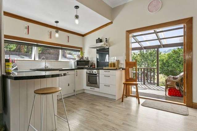 14 Hill Street 11464_1