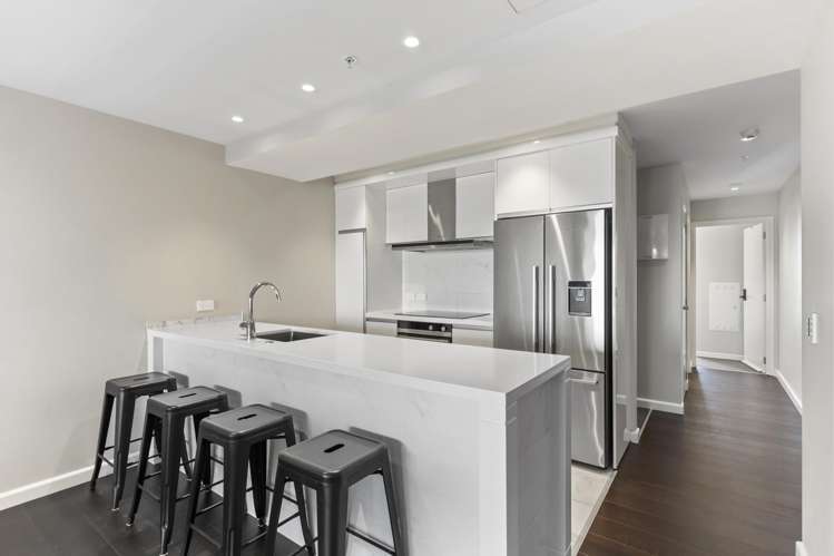 1208/47 Beach Road Auckland Central_5