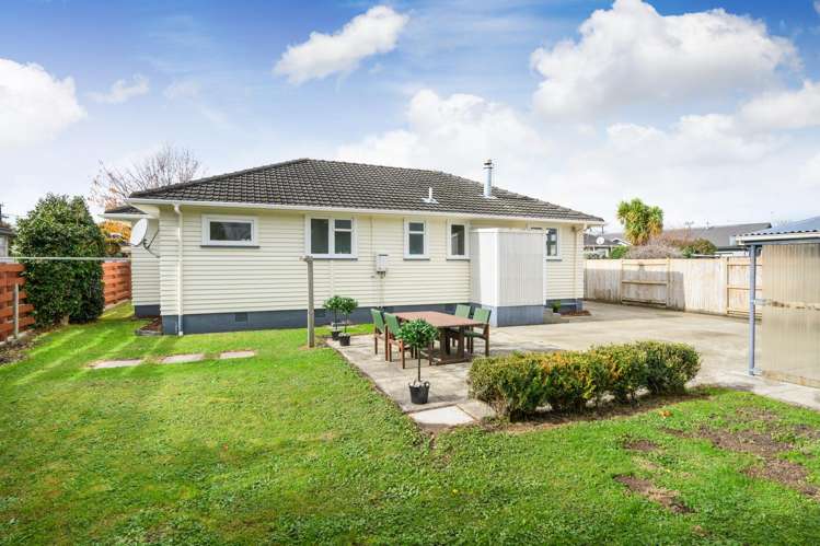 6 Pharazyn Street Feilding_11