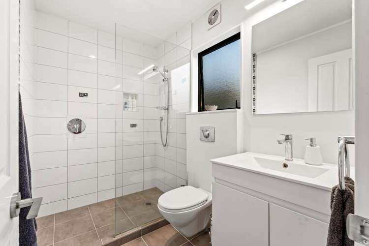8 Brixton Road Manly_18
