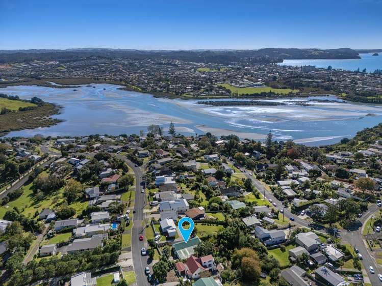 13 Moffat Road Red Beach_28