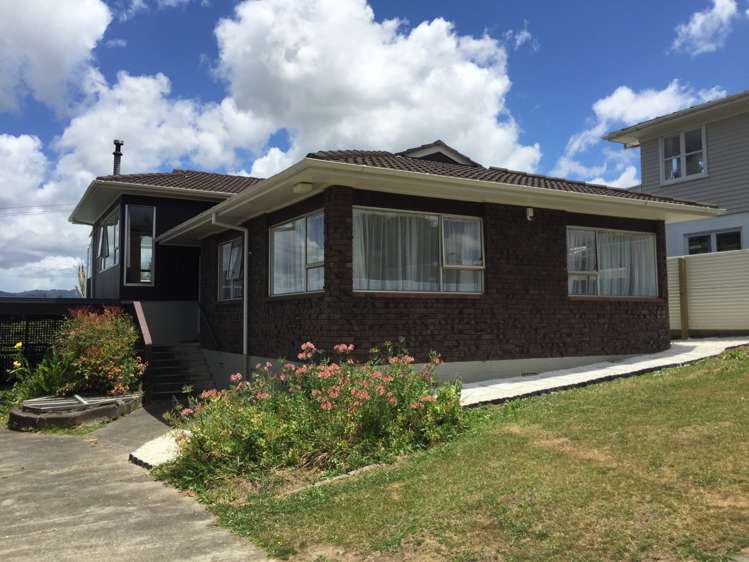 6 Sunnylaw Place Glen Eden_0