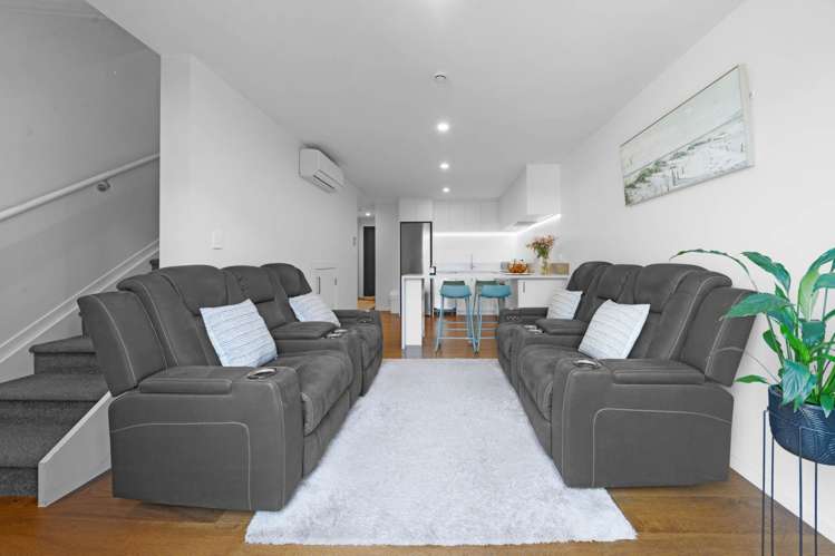 4 Te Puketoka Lane Mangere_3