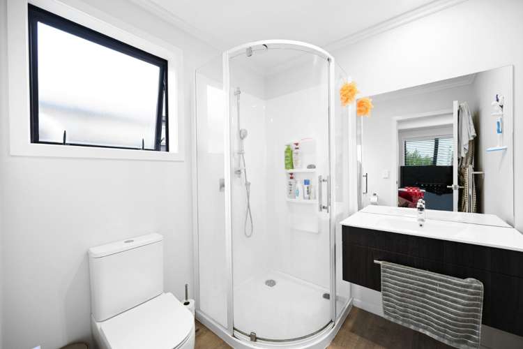 33 Ogilvie Avenue 1053_8