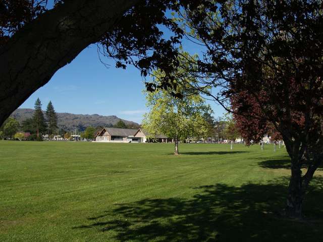 Status: Published For Sale  Alexandra Apartments Details Location Documents Alexandra Apartments – Prime Multi-Unit Investment in Central Otago