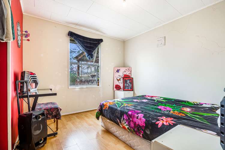 20 Reinga Place Massey_10