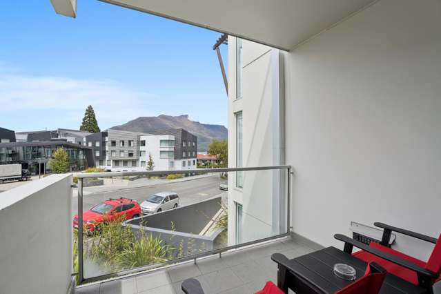 201/21 Stanley Street Queenstown_1