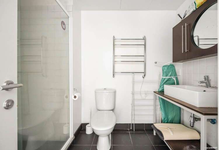 5A/56 Liverpool Street 10015_6