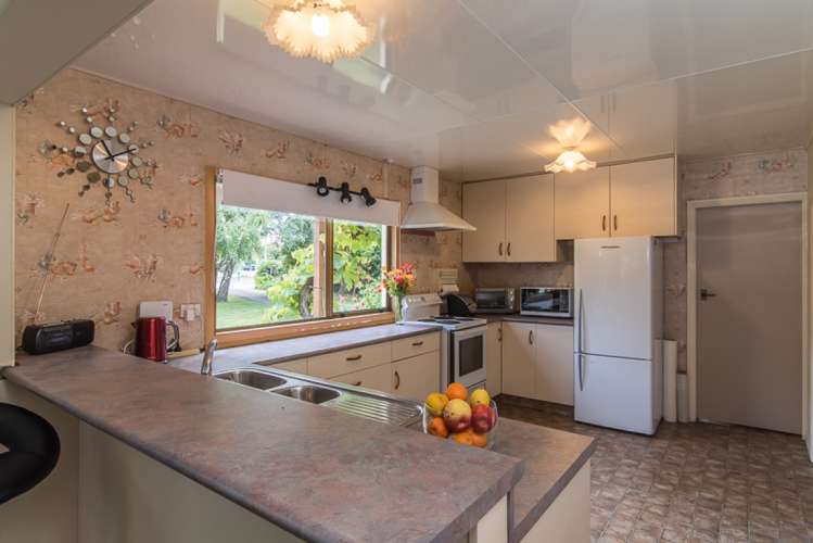 15 Knights Grove Otaki_9