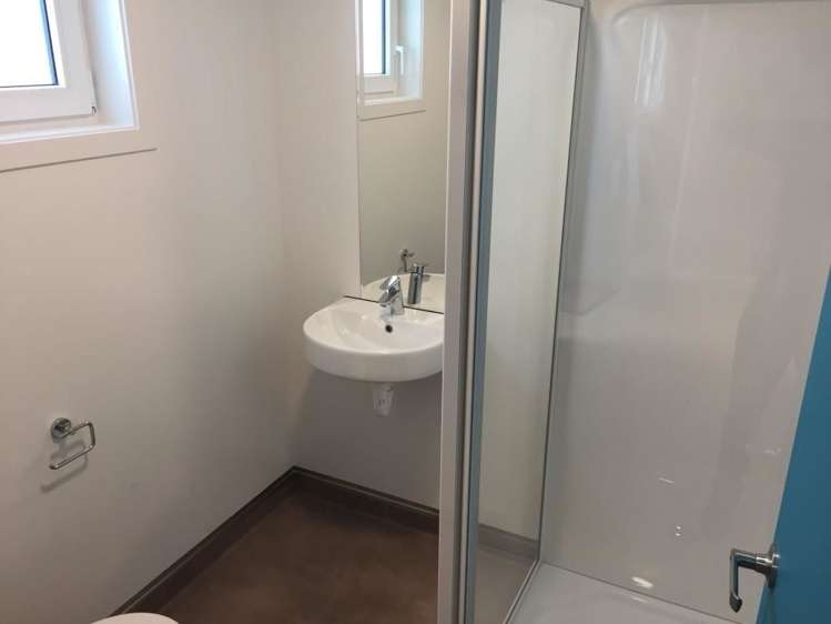 9 Cameron Place Fernhill/Sunshine Bay_9