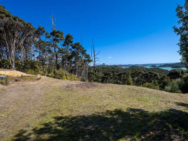 Aucks Road Russell_3