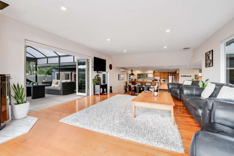 13 Deborah Place Okura_33