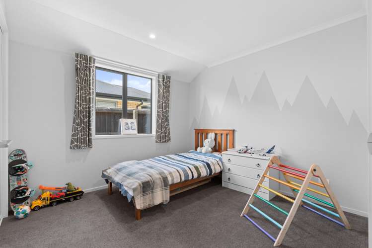 3 Azara Way Wigram_13