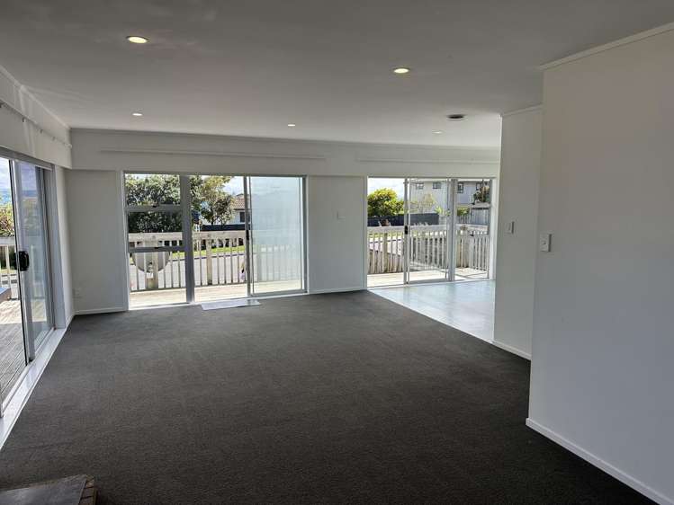 931 Whangaparaoa Road Manly_12