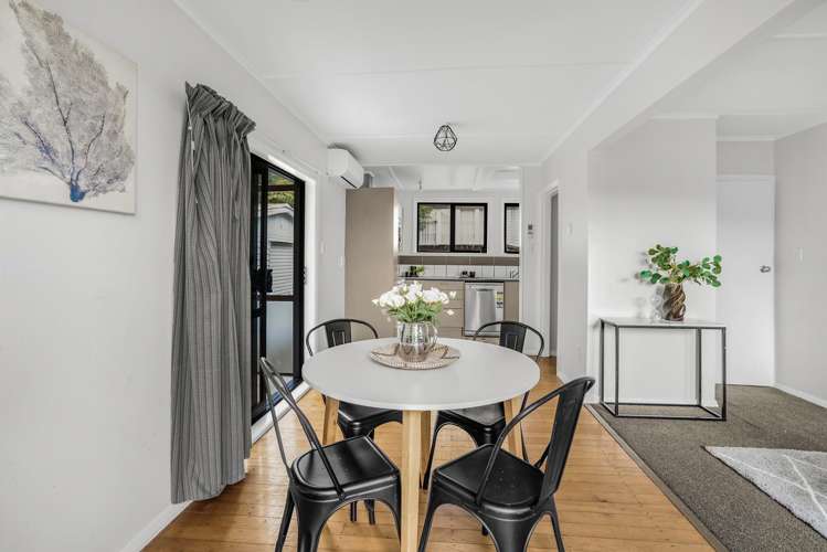 6 Boyd Grove Naenae_6