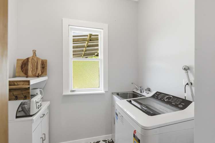 42 Hinemoa Street Paraparaumu_24