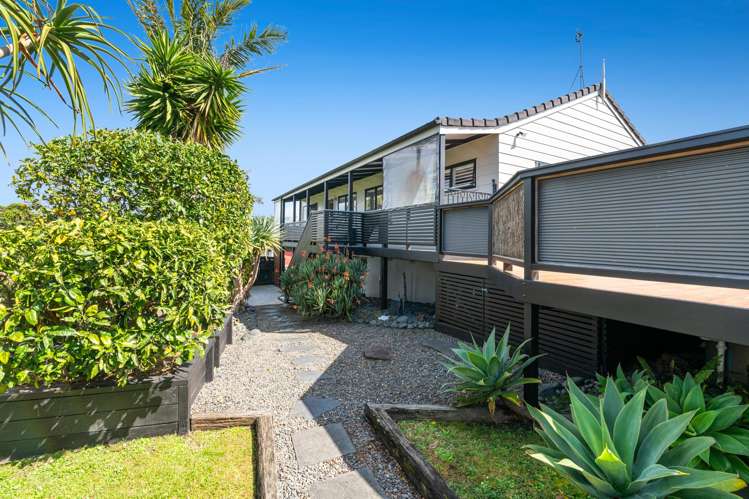 15 Leiden Place Totara Vale_20
