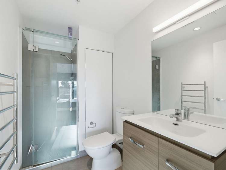 1E/30 Westward Ho Glen Eden_10