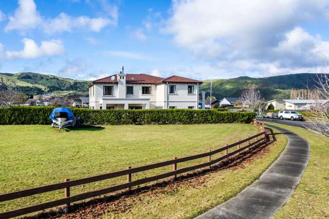 14 Pukeko Way Kinloch_2