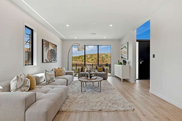 7 Parkland Loop Wainui_1