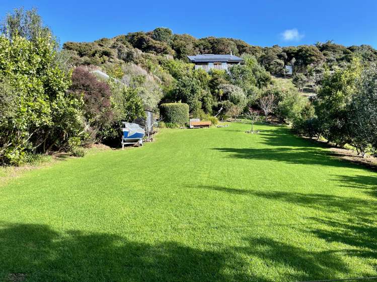 11 Empire Avenue Oneroa_20