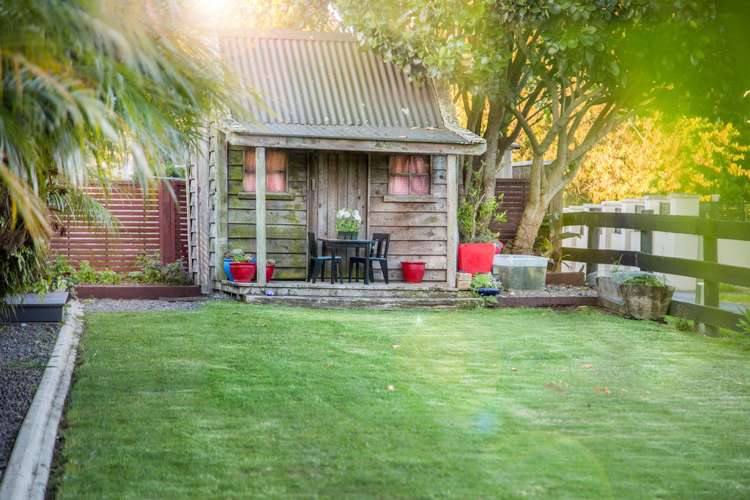 3 Idris Court The Gardens_19