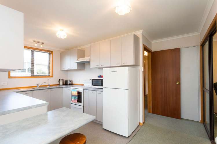 1 Estuary Crescent Fairfield_13