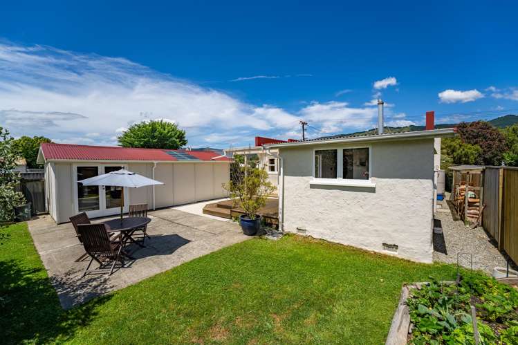 16 Collins Road Richmond_13