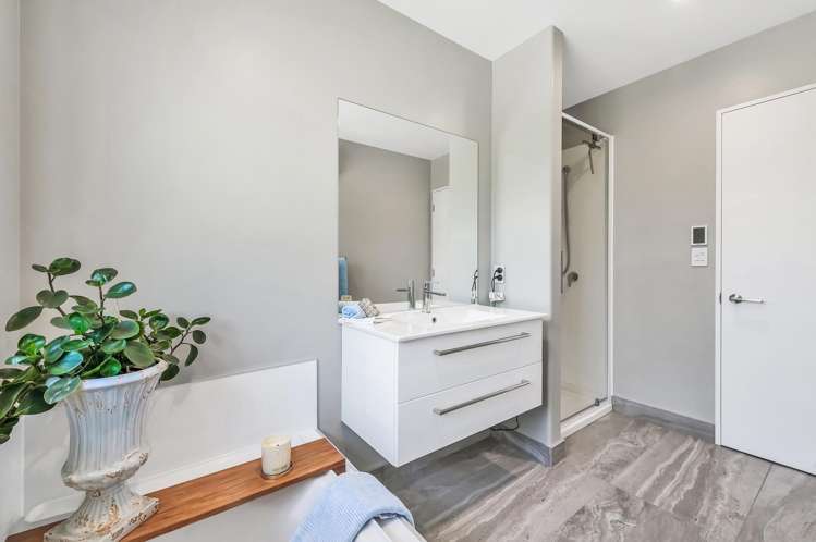 11 Florence Drive Lincoln_23