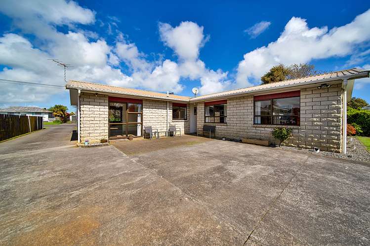 10 Fitzroy Street Normanby_17