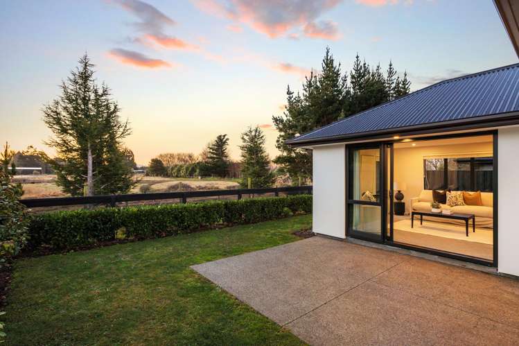 49 Quinn Crescent Woodend_7