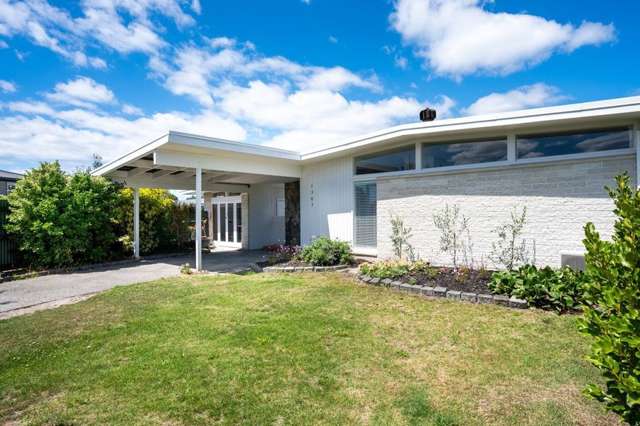 Charming 3BR Home in Mayfair!