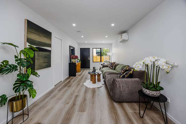 44 Challen Close Conifer Grove_3