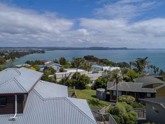 2/6 Duncansby Road Stanmore Bay_1