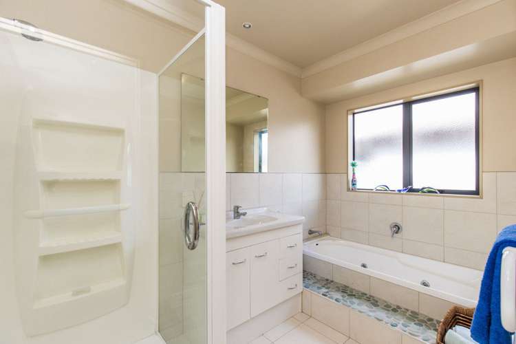 14a Glenross Drive Wattle Downs_14