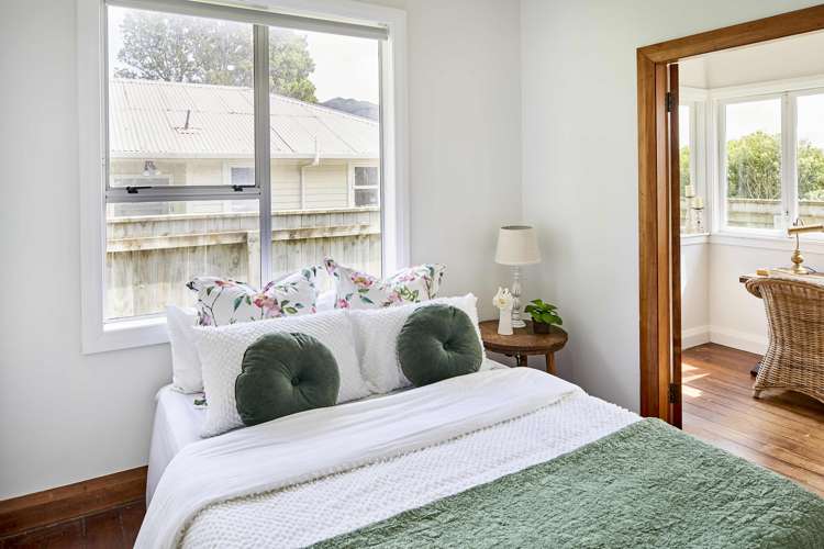 57 Ranui Terrace Tawa_10