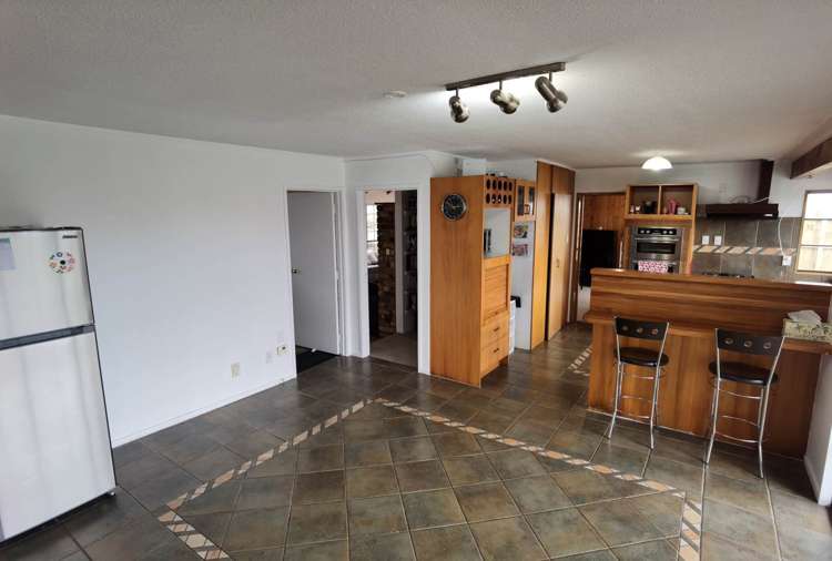 6 Westglen Place Ranui_10