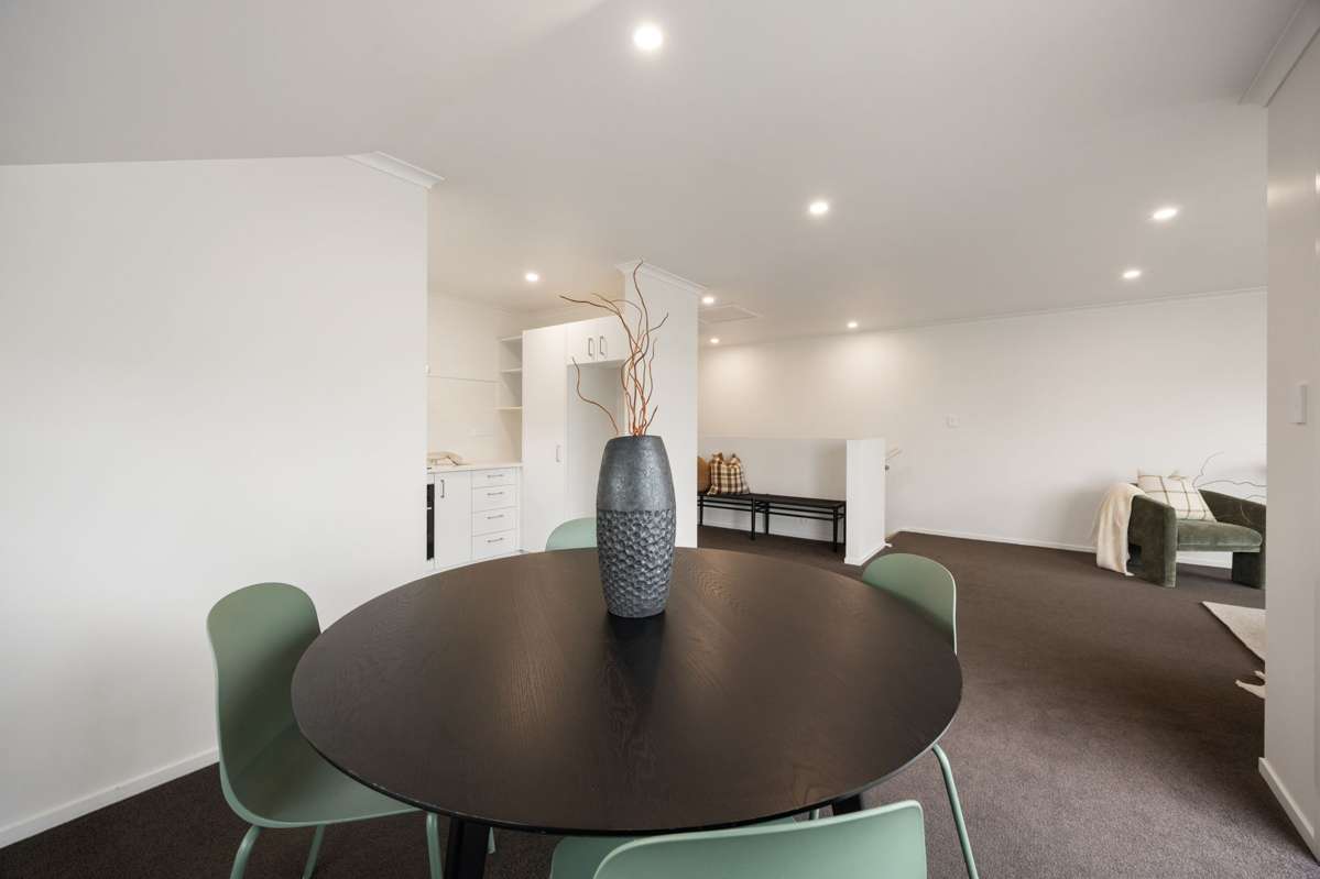 2/28A Waimarie Street_5