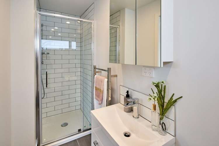 17/30 Monowai Road Johnsonville_15
