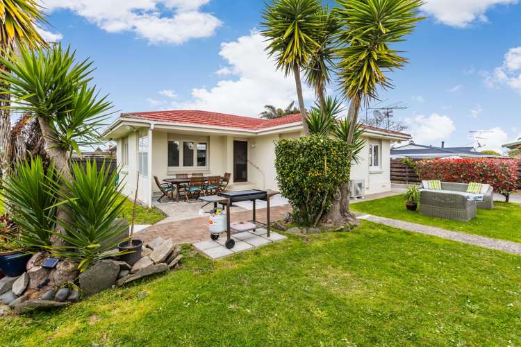 1/5 Cameron Street Papakura_1