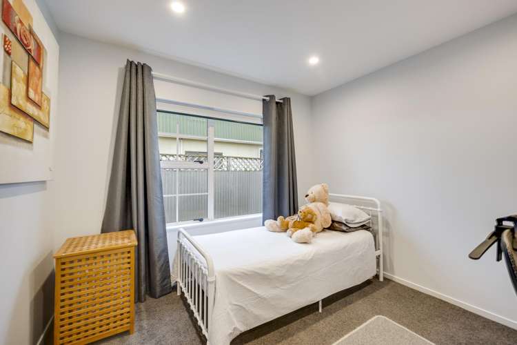 1/30 Meeanee Quay Westshore_11