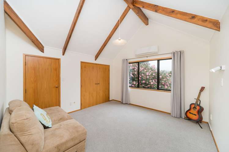 15 Kent Crescent Awapuni_15