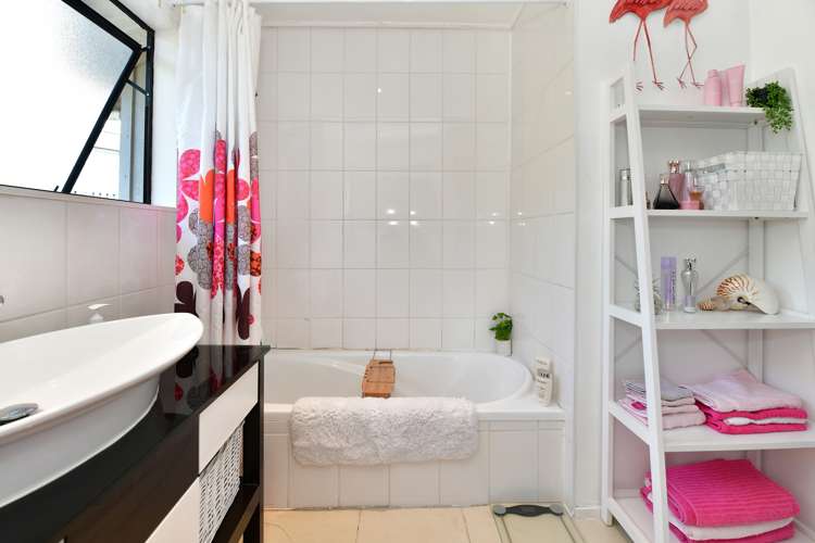 56 Polkinghorne Drive Manly_17